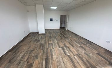 Alquiler oficina/local en Docta Urbanización