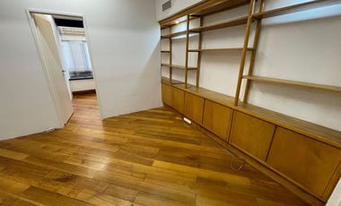 ALQUILER OFICINA COMERCIAL MICROCENTRO-PISO ENTERO