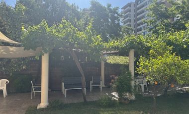 Hermosa Casa con Gran terreno en el Corazón de Macul