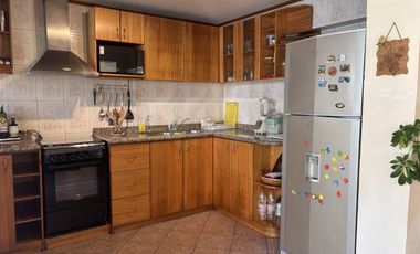 Hermosa Casa con Gran terreno en el Corazón de Macul