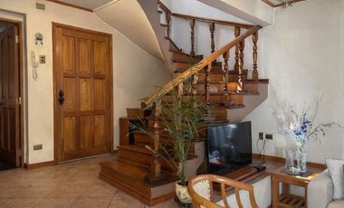Hermosa Casa con Gran terreno en el Corazón de Macul