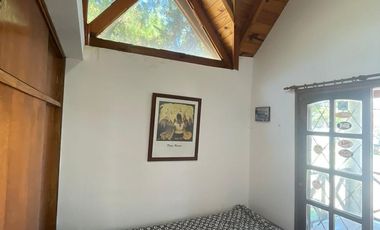 Exclusivo dúplex 5 ambientes y 3 cocheras.