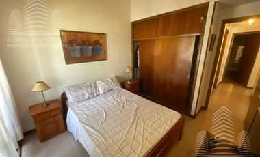 Exclusivo dúplex 5 ambientes y 3 cocheras.