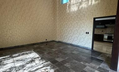 Venta de DOS INMUEBLES INDEPENDIENTES