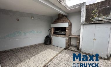 Apta crédito a pasos del centro y Plaza Conesa