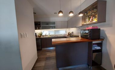 Casa Planta alta 4 Dormitorios Pasaje Gould 800