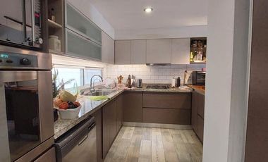 Casa Planta alta 4 Dormitorios Pasaje Gould 800