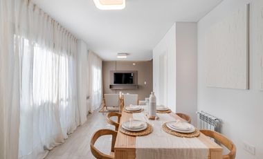 Duplex en  Venta Housing en Nuevo Poeta Lugones. 3 dormitorios y 3 baños con patio y 2 cocheras