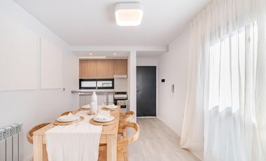 Duplex en  Venta Housing en Nuevo Poeta Lugones. 3 dormitorios y 3 baños con patio y 2 cocheras