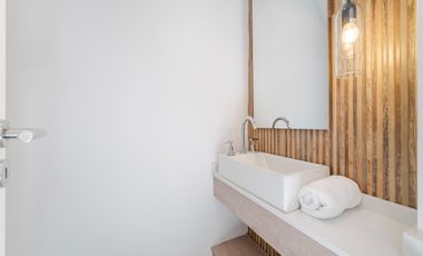 Duplex en  Venta Housing en Nuevo Poeta Lugones. 3 dormitorios y 3 baños con patio y 2 cocheras