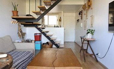 Departamento en venta Duplex 2 ambientes con cochera en Beccar