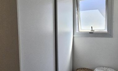 Departamento en venta Duplex 2 ambientes con cochera en Beccar