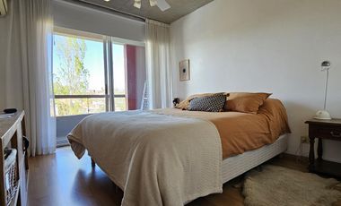 Departamento en venta Duplex 2 ambientes con cochera en Beccar