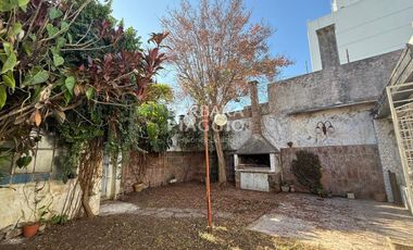 CASA a metros de Av. Freyre - Crespo al 3500