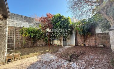 CASA a metros de Av. Freyre - Crespo al 3500