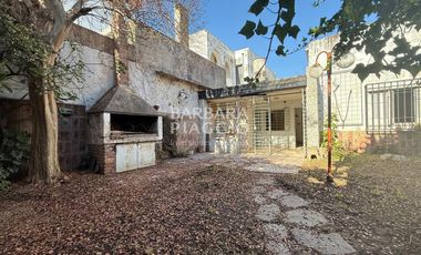 CASA a metros de Av. Freyre - Crespo al 3500