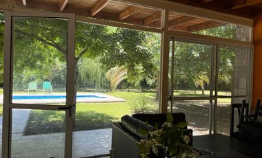 Se vende casa quinta en Bahía de Los Lobos, donde la naturaleza abraza cada amanecer!