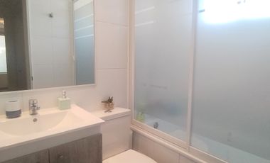 CASA EN CIUDAD DE LOS VALLES CON QUINCHO, TERRAZA Y PISCINA