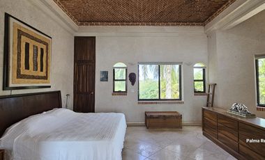 VILLA EN FRENTE LA LAGUNA