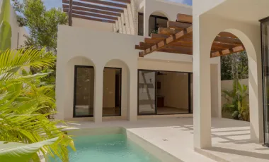 Casa de Campo en Venta en KAYBE, Tulum con Alberca y Jardín