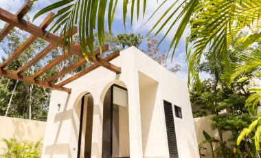Casa de Campo en Venta en KAYBE, Tulum con Alberca y Jardín