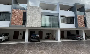 CASA EN VENTA EN PLAYA DEL CARMEN, Q.ROO