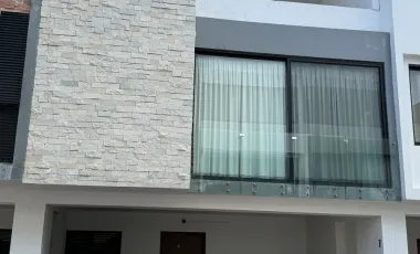 CASA EN VENTA EN PLAYA DEL CARMEN, Q.ROO