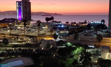 A PASOS DE LA PLAYA, ARRIENDO DEPTO AÑO CORRIDO