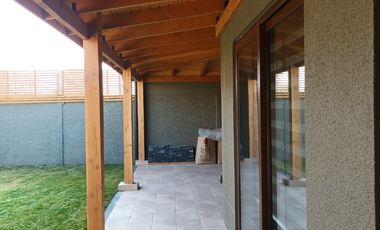 CASA EN VENTA 3D/3B EN CONDOMINIO CIUDAD DE LOS VALLES