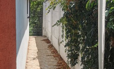 CASA SÓLIDA Y LUMINOSA EN MOSTAZAL, UBICACIÓN ESTRATÉGICA