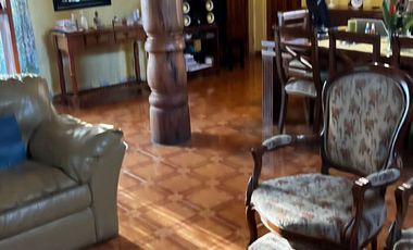 CASA SÓLIDA Y LUMINOSA EN MOSTAZAL, UBICACIÓN ESTRATÉGICA