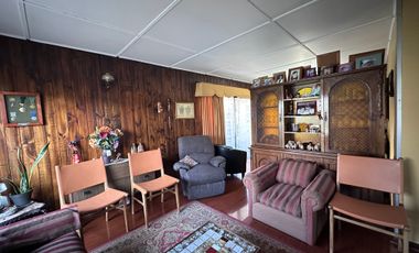 AMPLIA PROPIEDAD 5 DOR 2 BAÑOS, CON PISCINA