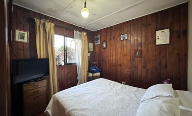 AMPLIA PROPIEDAD 5 DOR 2 BAÑOS, CON PISCINA