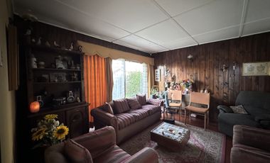 AMPLIA PROPIEDAD 5 DOR 2 BAÑOS, CON PISCINA