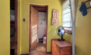 CASA CON 2D 1B CON HERMOSA VISTA