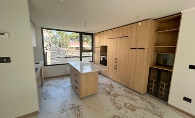 VENTA CASA 3HAB 3BA ÑUÑOA