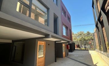 VENTA CASA 3HAB 3BA ÑUÑOA