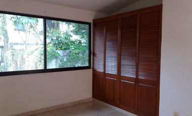 Casa en venta- San Miguel Acapantzingo