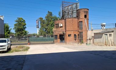 Depósito en Tigre
