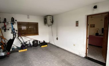 SANTILLI - MALVINAS ARGENTINAS 1102 Temperley Este