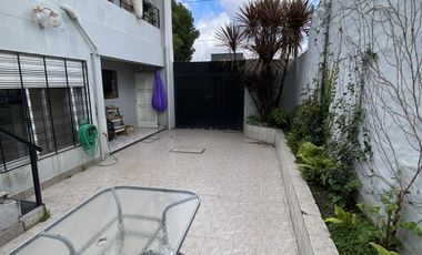 SANTILLI - MALVINAS ARGENTINAS 1102 Temperley Este