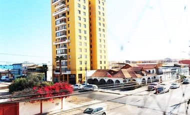 Casa en Venta en Esquina calle Vivar