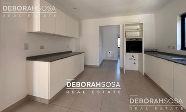 Casa en Alquiler Anual 4 dormitorios - Lote Interno - Una Planta Puertos Escobar