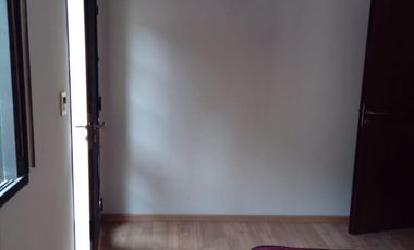 Casa de 2 dormitorios y cochera en Republica de La Sexta