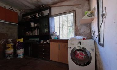 Casa 3 ambientes con parque Barrio El Tejado!