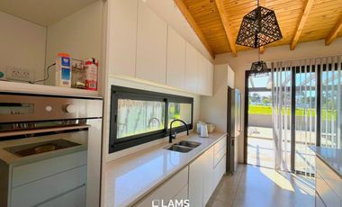 Venta - Casa 3 ambientes - Barrancas de San Benito