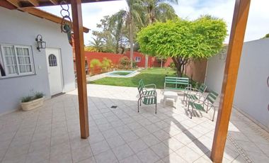 Casa 4 AMB c/PISCINA 10x45