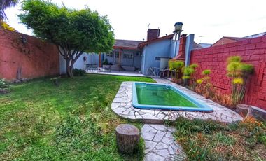 Casa 4 AMB c/PISCINA 10x45