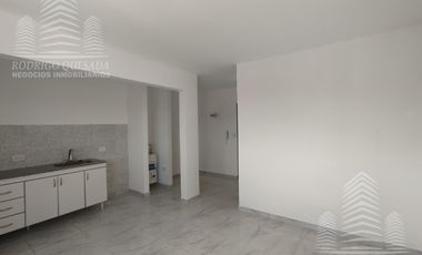 Monoambiente amplio, todo nuevo!!