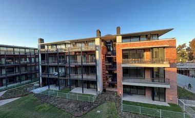 CASA LIVING- Departamento en venta en Las Lomas de San Isidro.